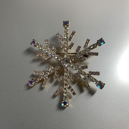 雪の結晶 ブローチの詳細画像